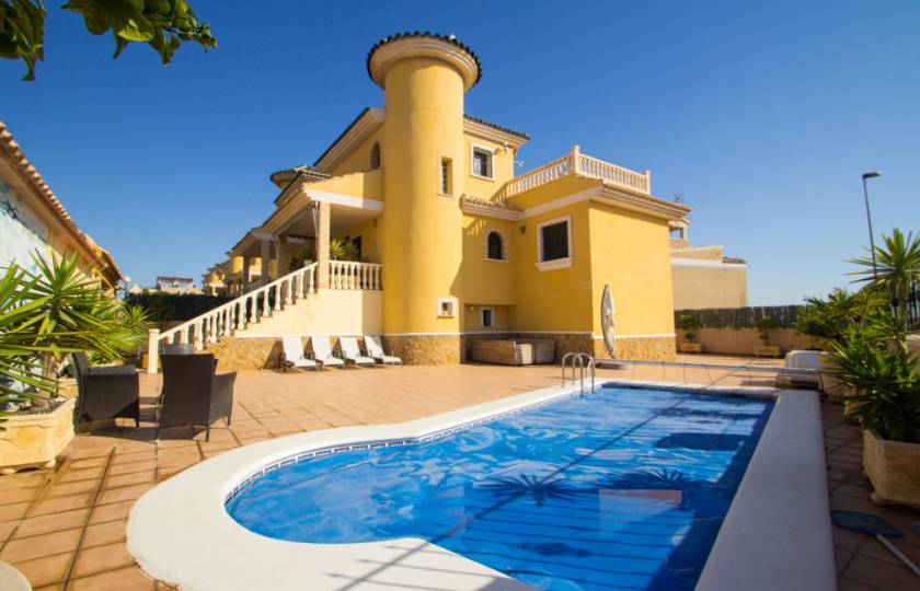 How to get the best price for your Costa Blanca property in Spain